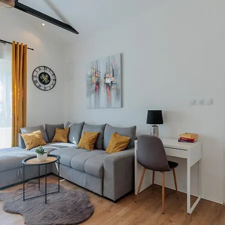 Sunny Flower Apartamento Zadar