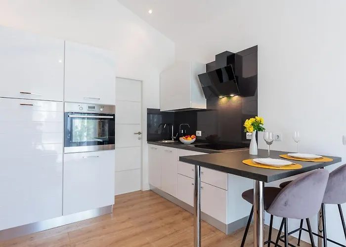 Sunny Flower Apartamento Zadar